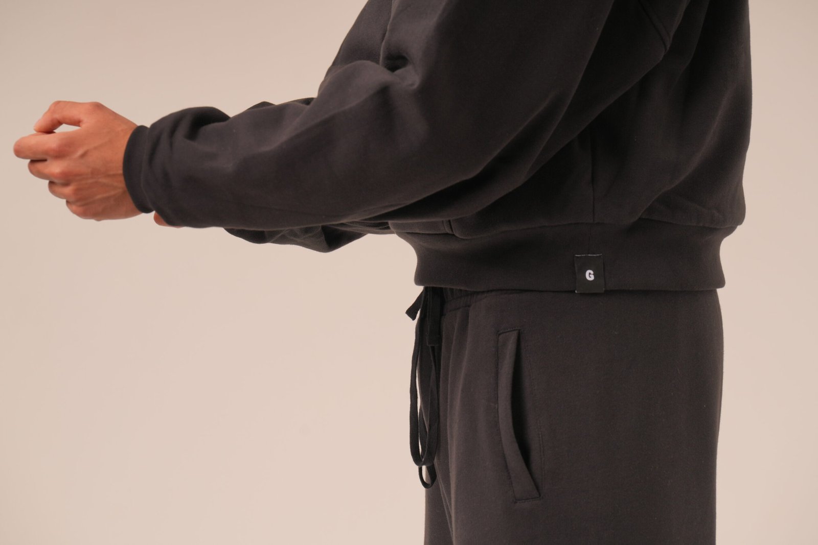 Goncalves Hoodie detail 1